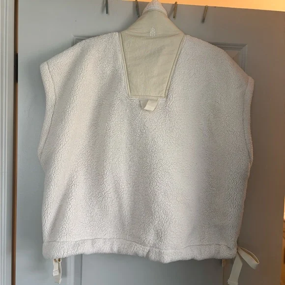 Free People Movement: Medium, Cream Sherpa Snap-Front Vest. Easy care. - Picture 2 of 4